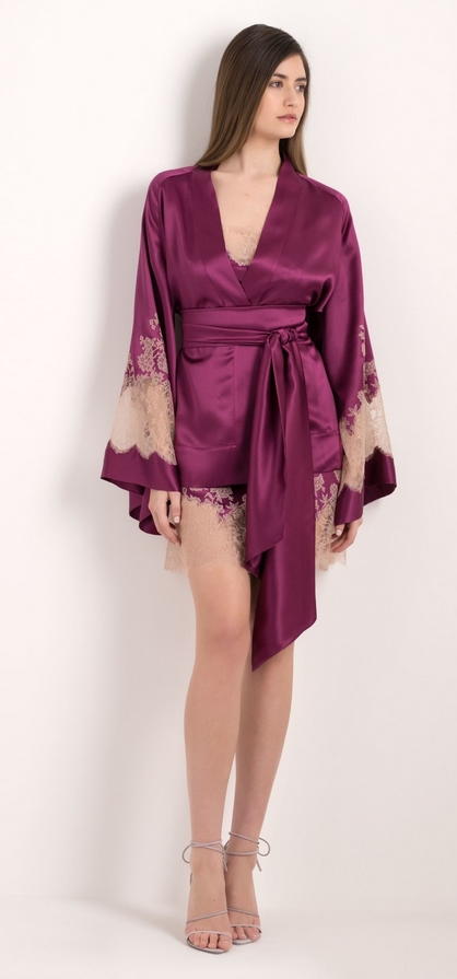 Short Kimono in satin Silk and Caudry Lace By Carine Gilson