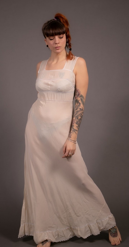 1940's Ivory Silk Nigthgown from bazvintage on Etsy